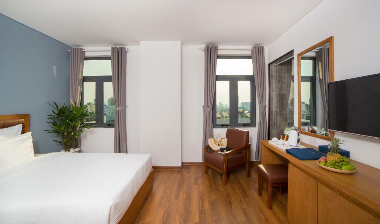Clivia Hotel & Suite Дананг Екстериор снимка